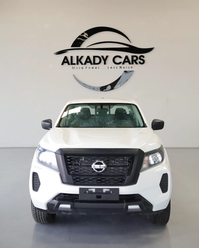 NISSAN NAVARA 2.5 PETROL SE 4X2 MT DC PLUS-21