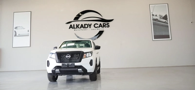 NISSAN NAVARA 2.5 PETROL SE 4X2 MT DC PLUS-1
