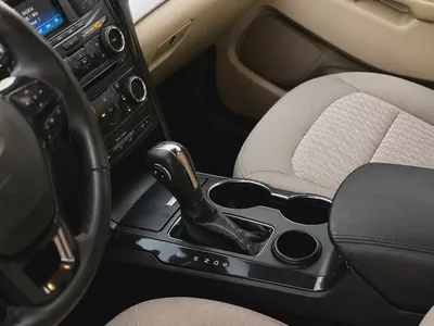 AED725 P.M |  Ford Explorer Base 2018 | GCC Specs | 3.5L V6  | Well Maintained-12