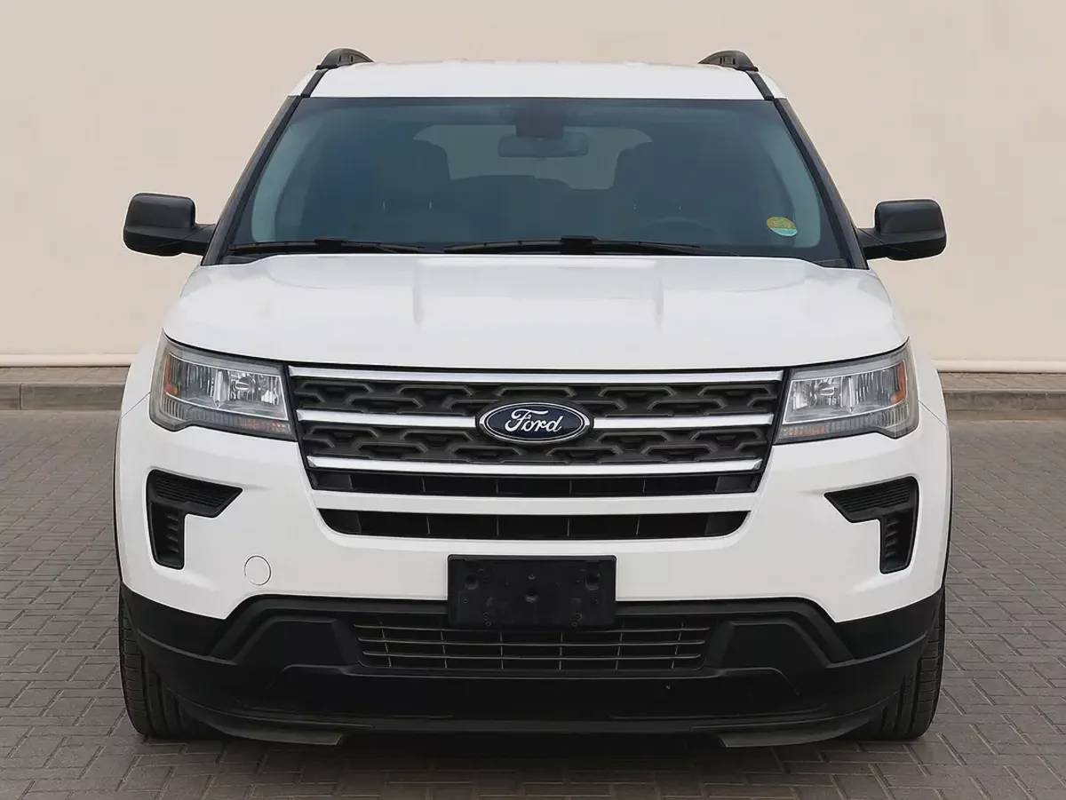 AED725 P.M |  Ford Explorer Base 2018 | GCC Specs | 3.5L V6  | Well Maintained-8-8