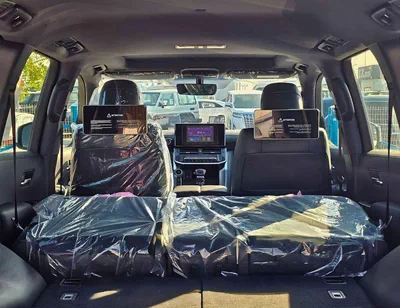 Toyota Land Cruiser GXR TWIN TURBO /3.5L V6 PETROL/REAR ENTERTAINMENT SCREEN /SUNROOF/FRONT PWR SEATS (CODE#GXR3M2)-13