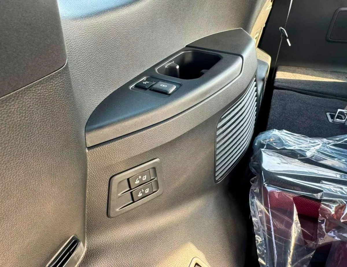 Lexus LX700h SIGNATURE | AUTOPARK | 3.5L HEV V6 | 360*CAMERA | SUNRROF | LETAHER WITH PWR SEATS (CODE # LX7S1)-15-0