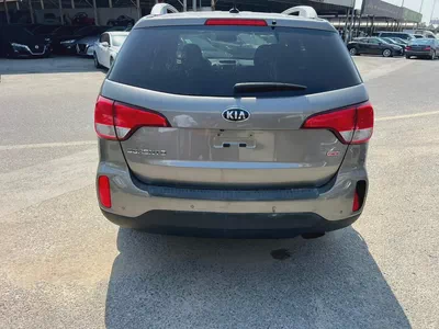 Kia Sorento EX 2014 - American Specs - Well Maintained-4