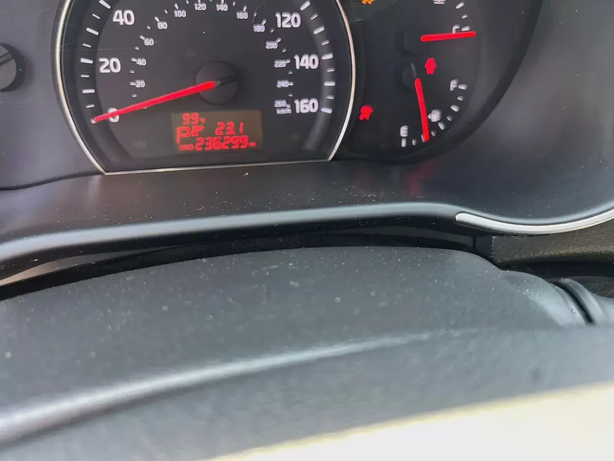 Kia Sorento EX 2014 - American Specs - Well Maintained-7-7