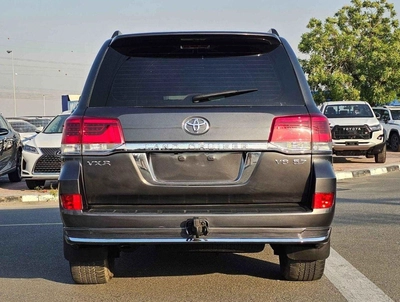 Toyota Land Cruiser VXR 5.7/ 20 SHAPE / FULL OPTION/ EXPORT ONLY / LOT # 72540-8