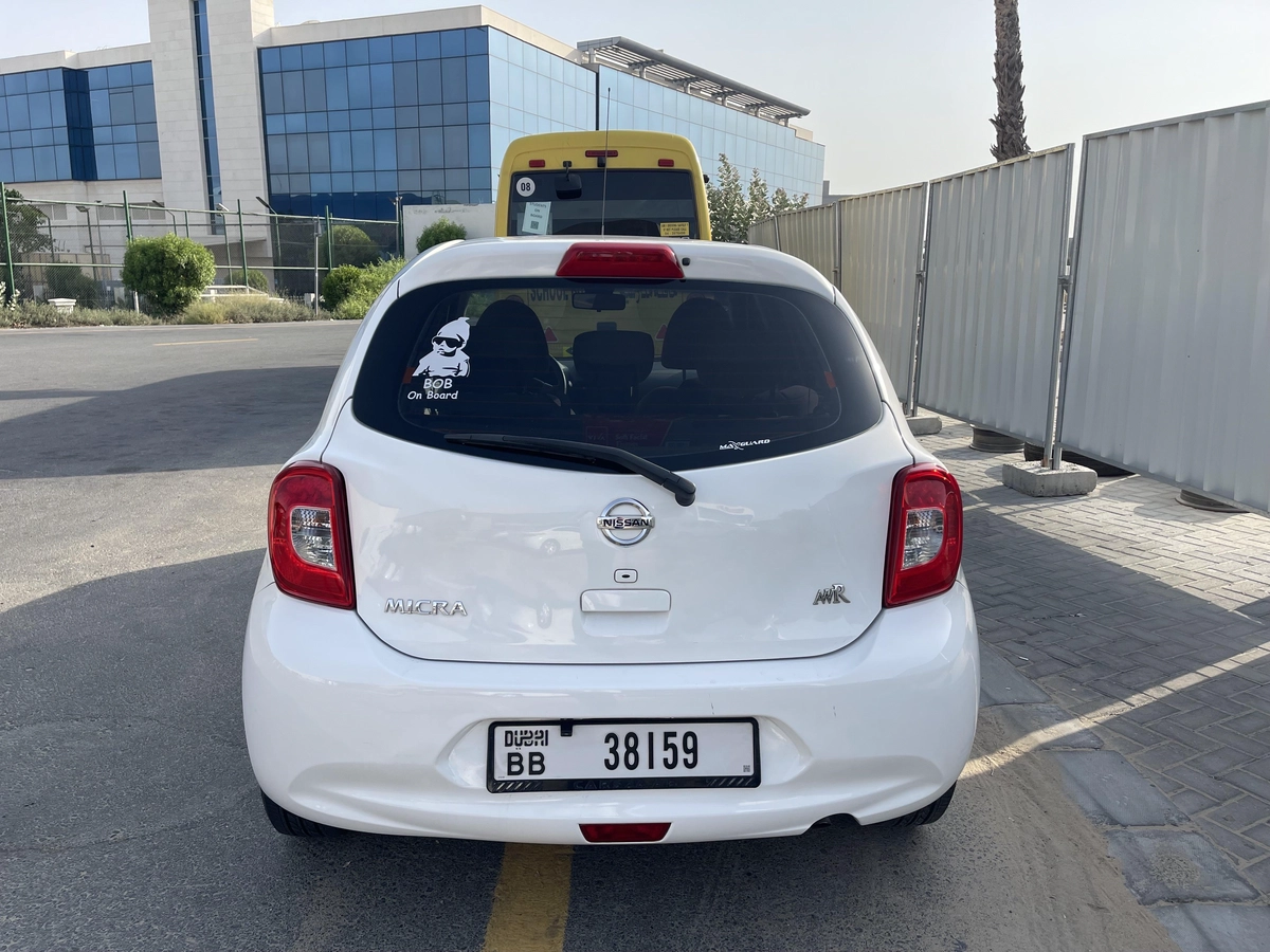 Nissan Micra-7-7