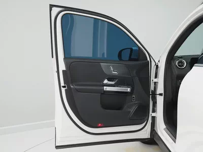 2023 Mercedes-Benz GLB 200 - LOW MILEAGE | PERFECT CONDITION-12