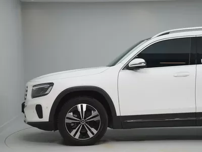 2023 Mercedes-Benz GLB 200 - LOW MILEAGE | PERFECT CONDITION-2