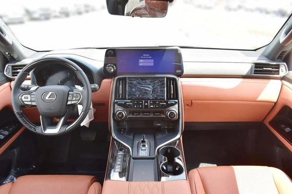 Lexus LX700h VIP