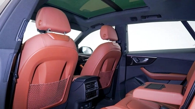 Audi Q8 55 TFSI quattro S line-6