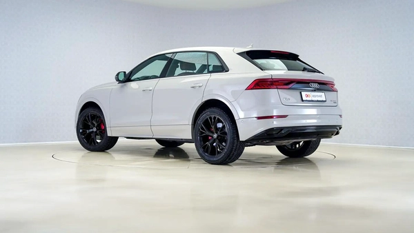 Audi Q8 55 TFSI quattro S line