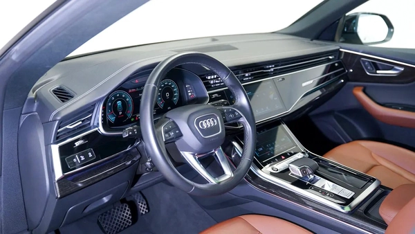 Audi Q8 55 TFSI quattro S line