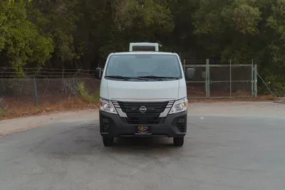 Nissan Urvan | Automatic | Standard Roof Chiller Van | GCC Specs | Ref#N45369-4