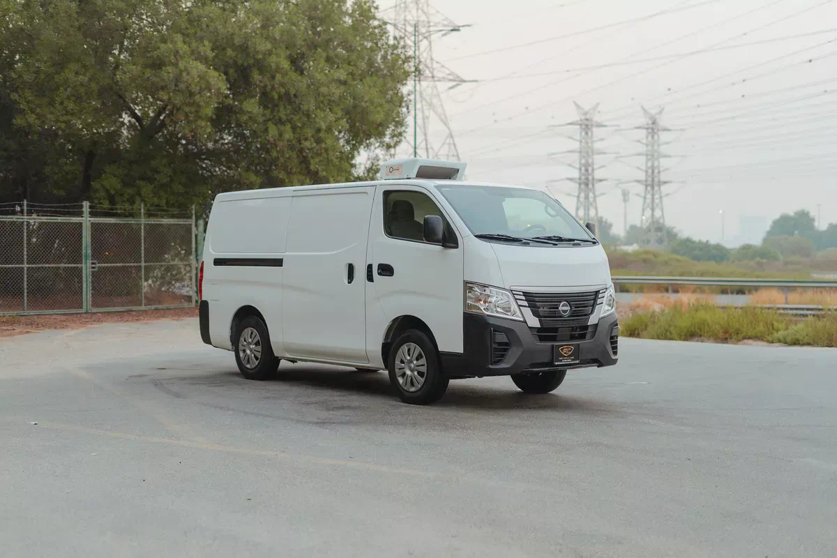 Nissan Urvan | Automatic | Standard Roof Chiller Van | GCC Specs | Ref#N45369-1-1