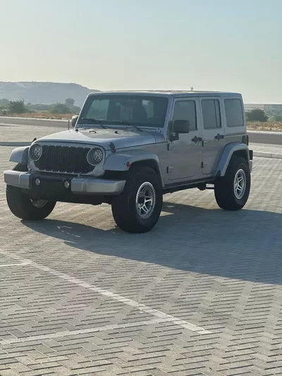 Jeep Wrangler Sahara 2017 American Specs - Off-Road Ready-2