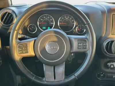 Jeep Wrangler Sahara 2017 American Specs - Off-Road Ready-8