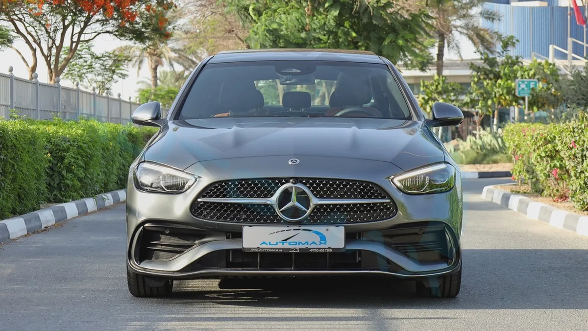 2026 Mercedes-Benz C200 AMG Premium EQ Boost 1.5T RWD GCC With 2 Years Unlimited Mileage Warranty-2-2