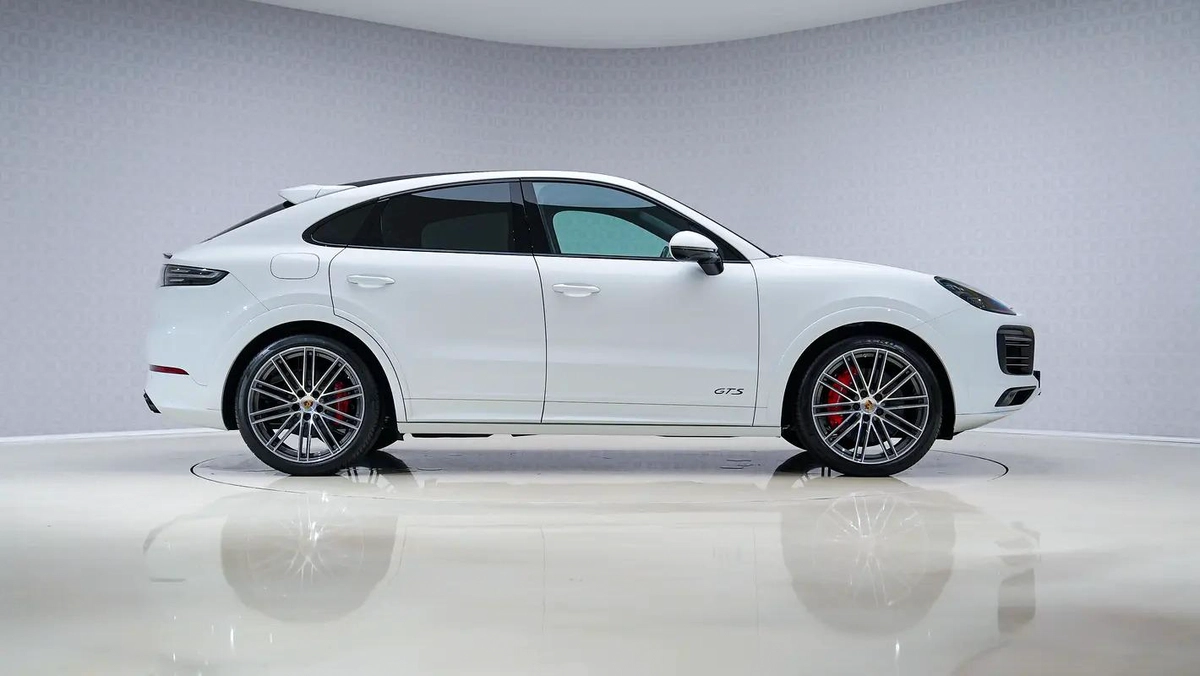 UAEs Very Best Example | 2 Years Free Servicing | AED 5,900 Per Month-4-4