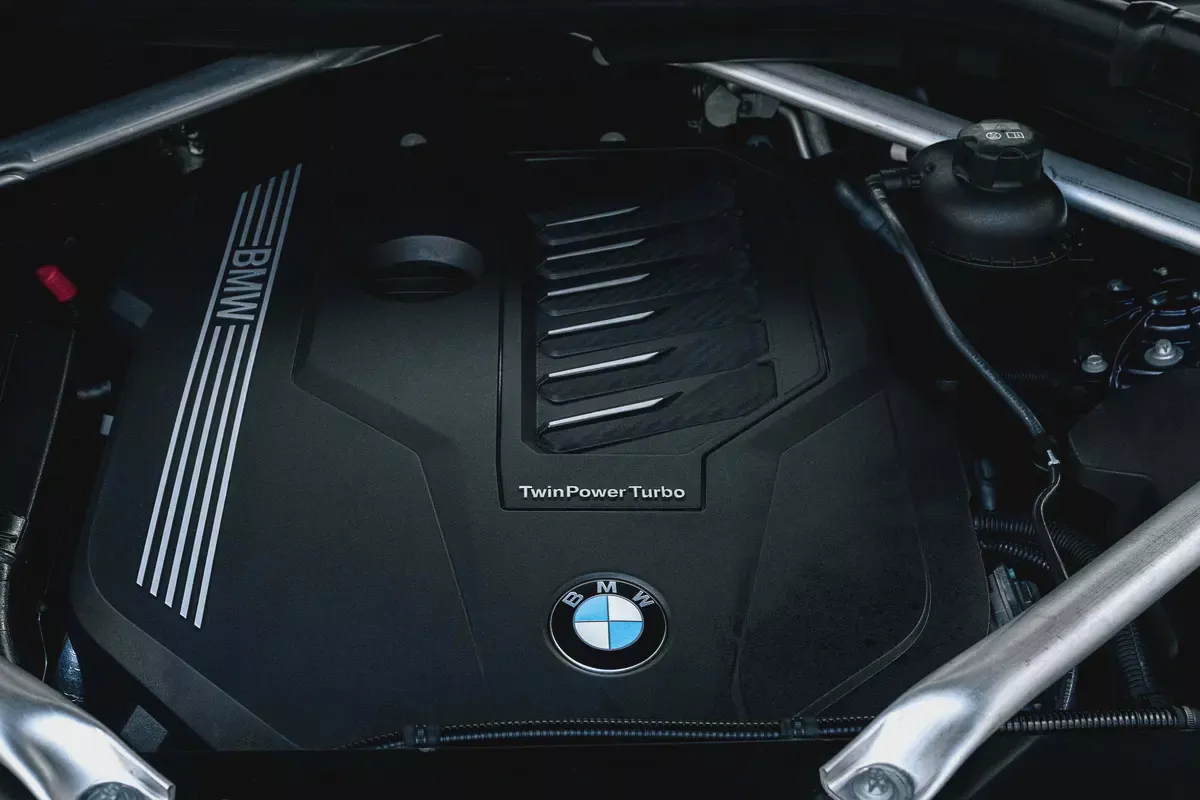 4,700 P.M |  X6 xDrive40i M Sport | 0% Downpayment | BMW SERVICE HISTORY-13-13