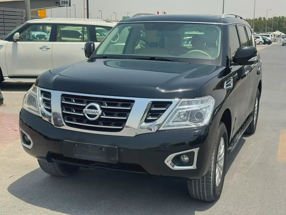Nissan Patrol SE 2018 | GCC Specs  fullopshin balck color-1-1