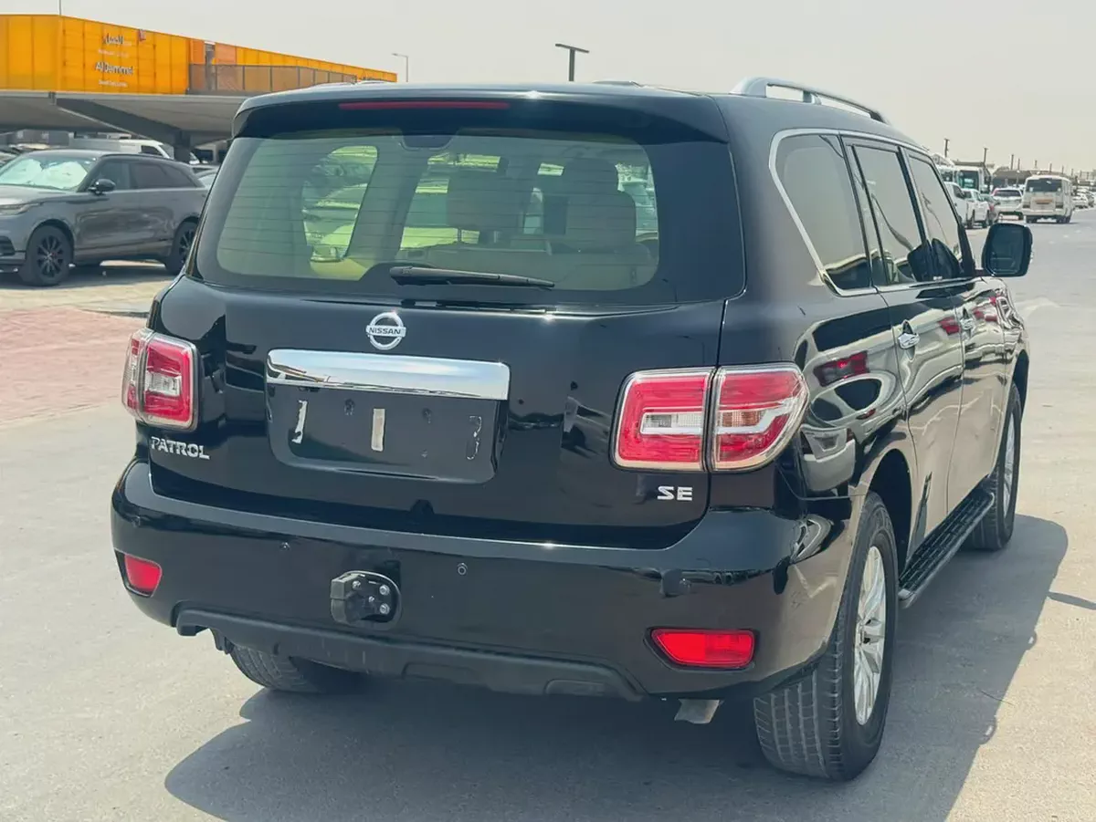 Nissan Patrol SE 2018 | GCC Specs  fullopshin balck color-7-7
