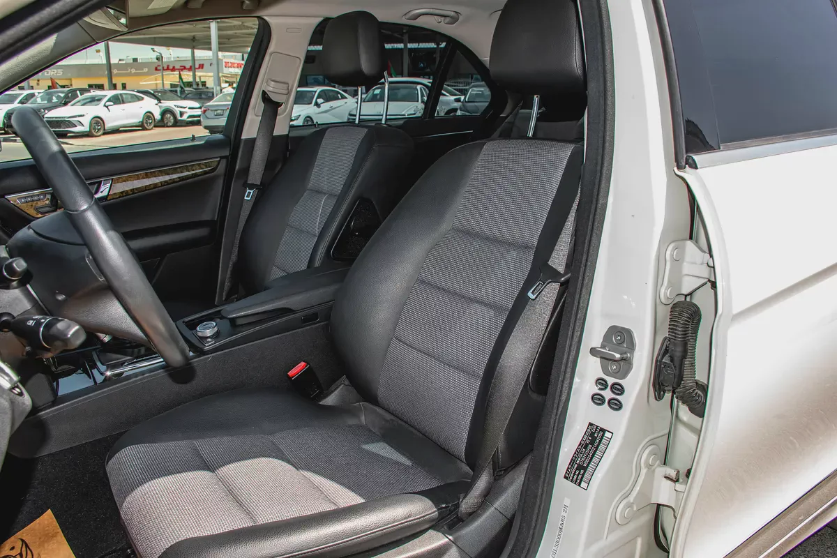 2008 - BENZ C250 - JAPANESE SPECS - ONLY 45,000 KM-13-13