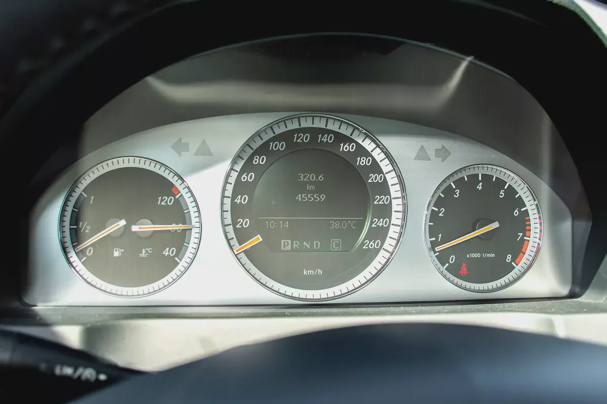 2008 - BENZ C250 - JAPANESE SPECS - ONLY 45,000 KM-8-8