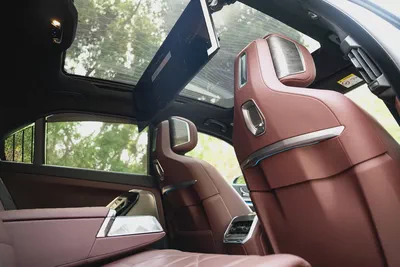 2025 BMW 740i MASTER CLASS | GCC | 16,342 KM | 5 YEARS WARRANTY | BROOKLYN GREY | AED 375,000/--14
