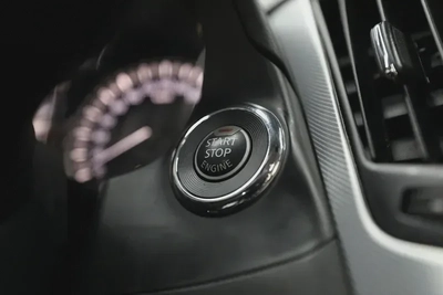 Infiniti Q50-11