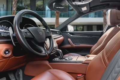 1,567 P.M |  Quattroporte Granlusso | 0% Downpayment | Under Warranty-8