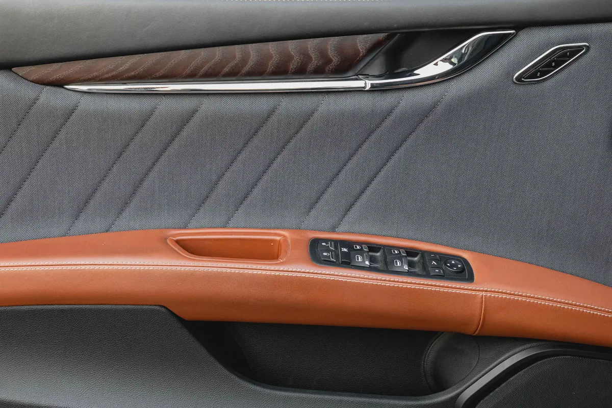 1,567 P.M |  Quattroporte Granlusso | 0% Downpayment | Under Warranty-12-12