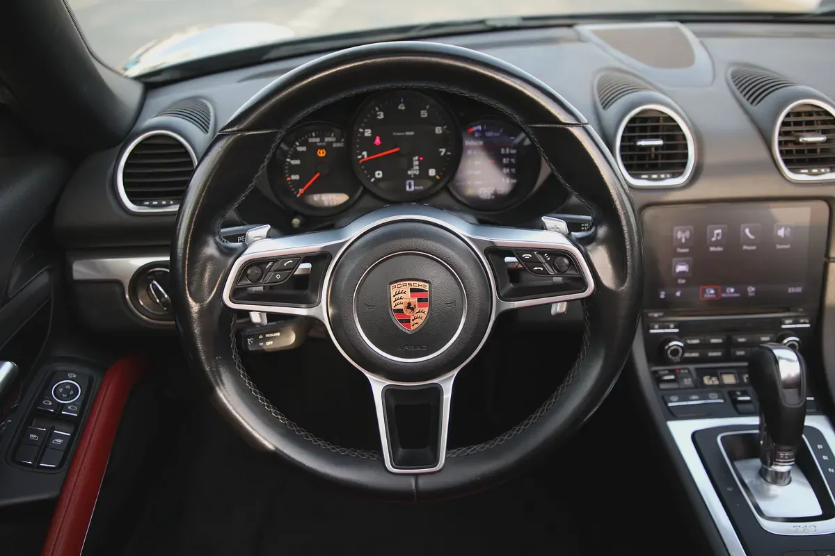PORSCHE 718 SPYDER 2019 - GCC - FULLY LOADED AMAZING CONDITION-14-14