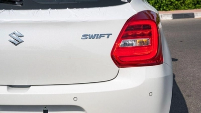 Suzuki Swift GLX 1.2P AT MY2024-6