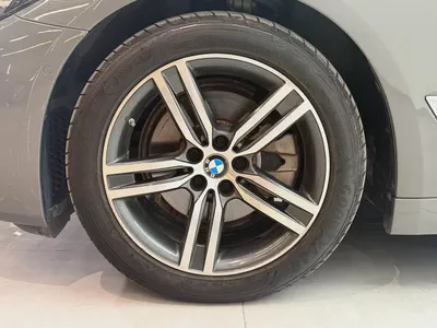 2021 BMW 520i | GCC Specs | Well Maintained | Premium Interior-4