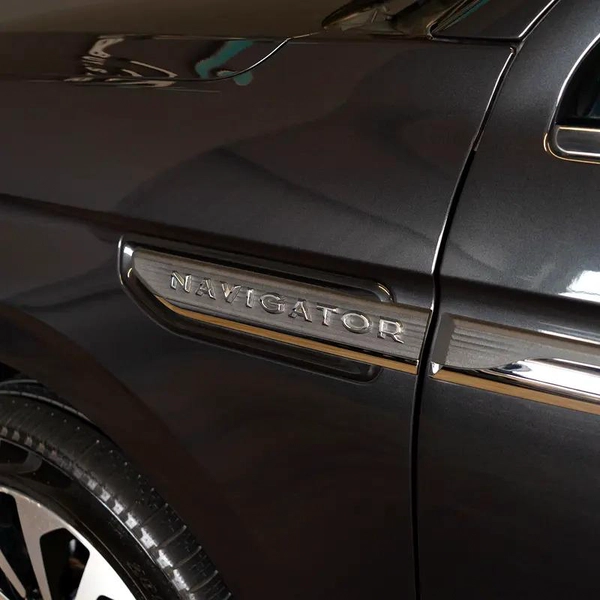AED 3,257P.M • 0% Downpayment • Navigator Reserve • 1 year warranty