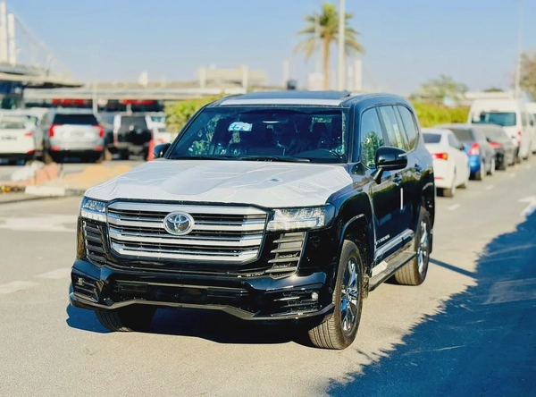 LC 300 GXR 3.5L GCC 2026 BRAND NEW FOR EXPORT