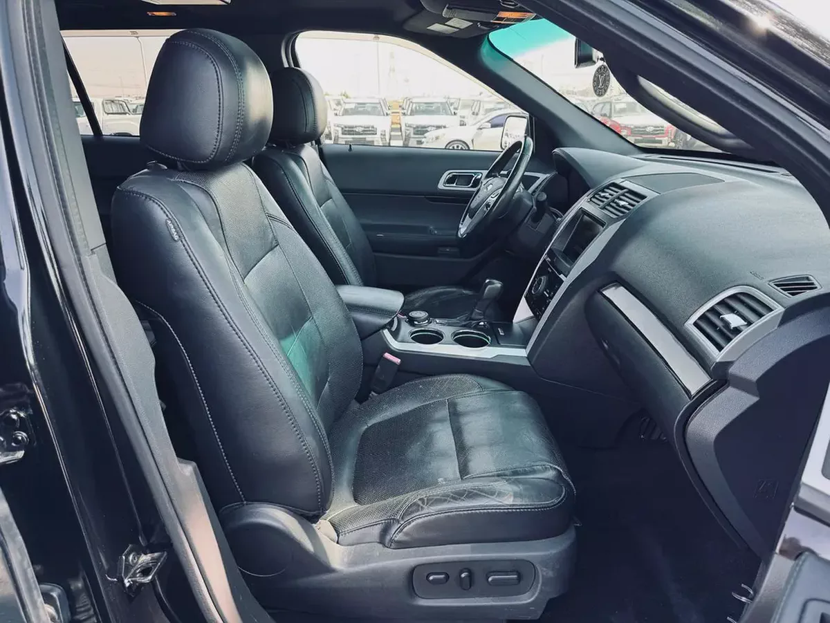 FORD EXPLORER | LIMITED | 4WD | 2013 | ONLY : 120,908 KM | JAPAN IMORT | CLEAN TITLE-10-10
