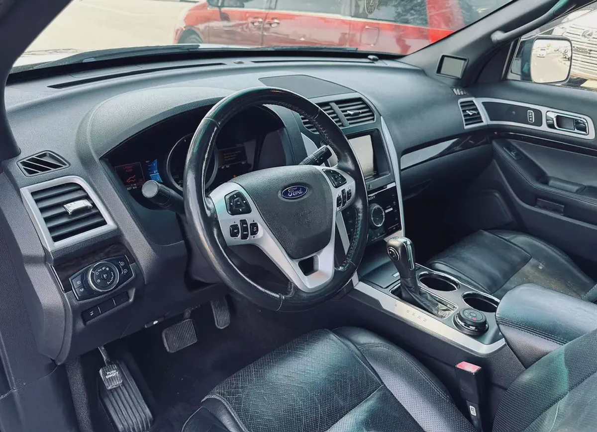 FORD EXPLORER | LIMITED | 4WD | 2013 | ONLY : 120,908 KM | JAPAN IMORT | CLEAN TITLE-8-8