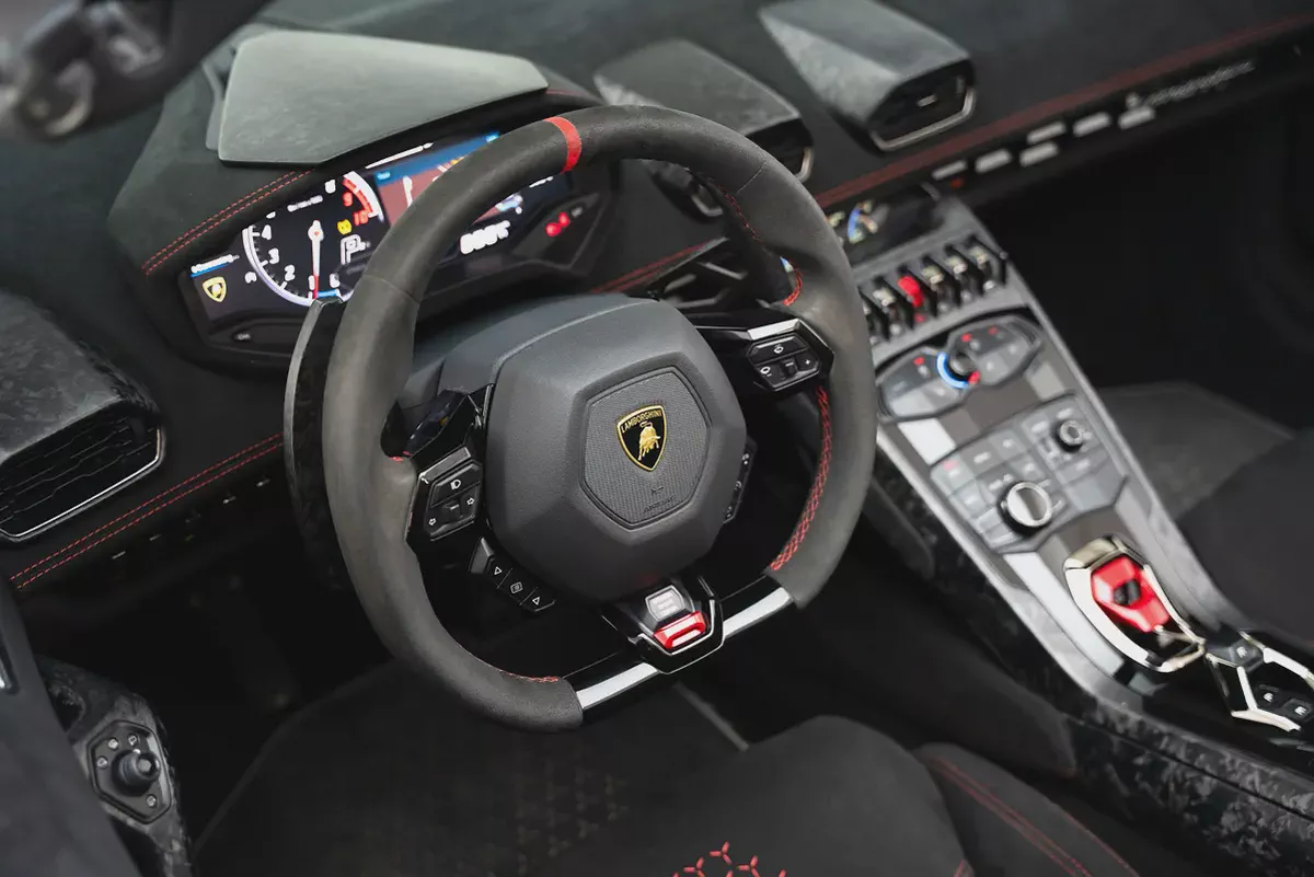 2019 LAMBORGHINI HURACAN PERFORMANTE SPYDER WITH WARRANTY AND SERVICE CONTRACT-9-9