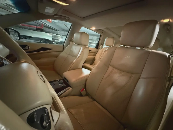 GCC, JX35 2013, Top of the range, Full service history