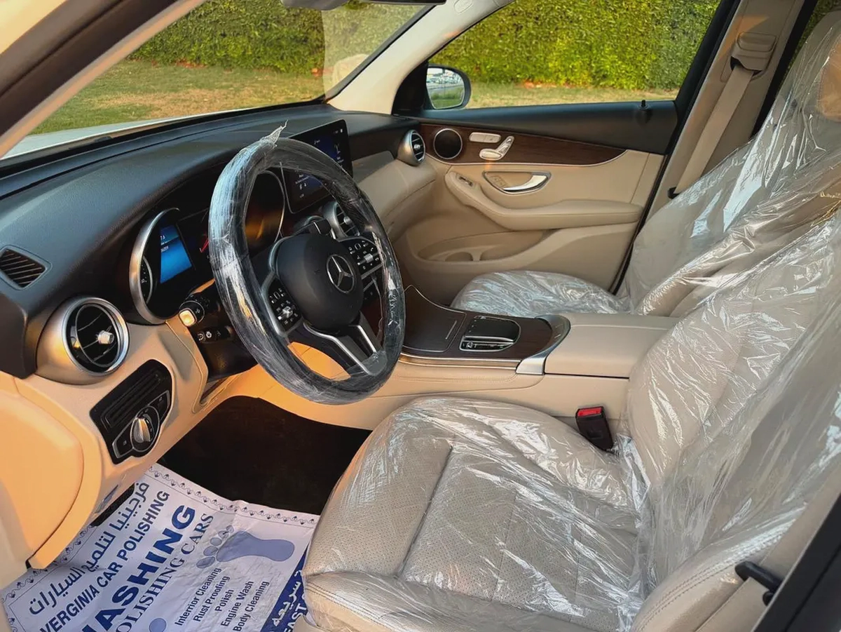 2020  Mercedes-Benz GLC 300 4MATIC  Panoramic-8-8