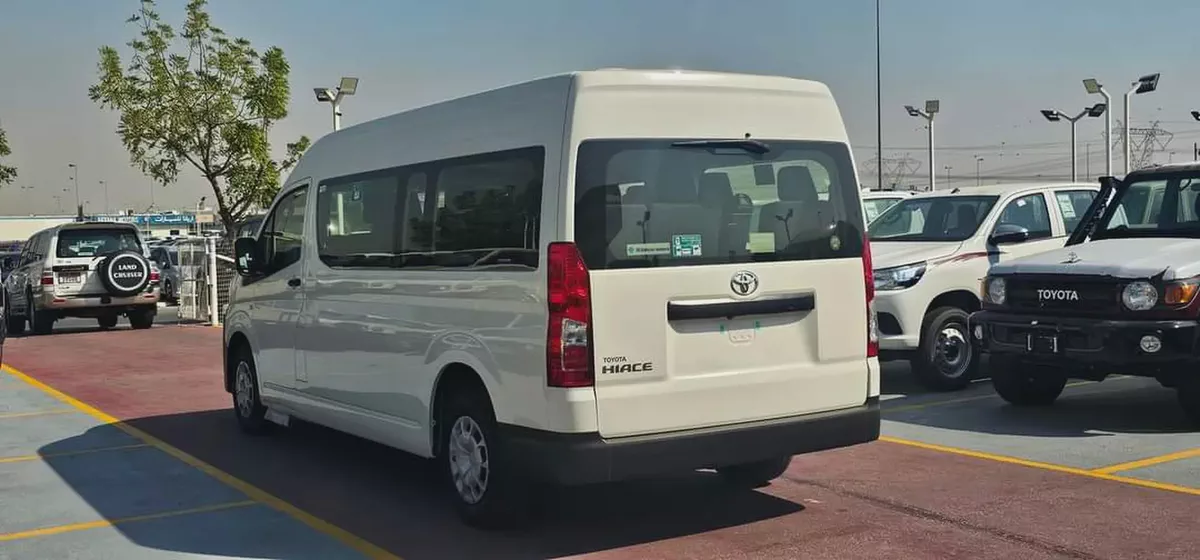 Toyota Hiace GLX 2026 GCC Cash, Bank  Without Bank availble-4-4