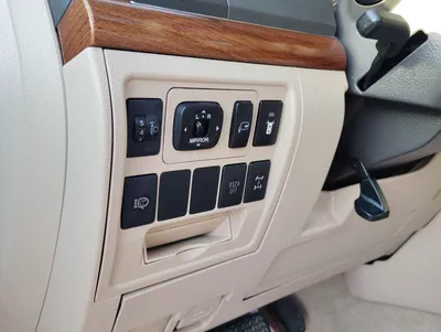 Toyota Land Cruiser GXR-9