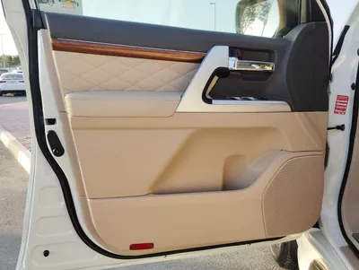 Toyota Land Cruiser GXR-11