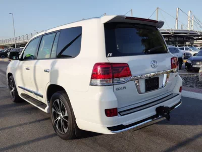 Toyota Land Cruiser GXR-1