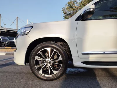 Toyota Land Cruiser GXR-2