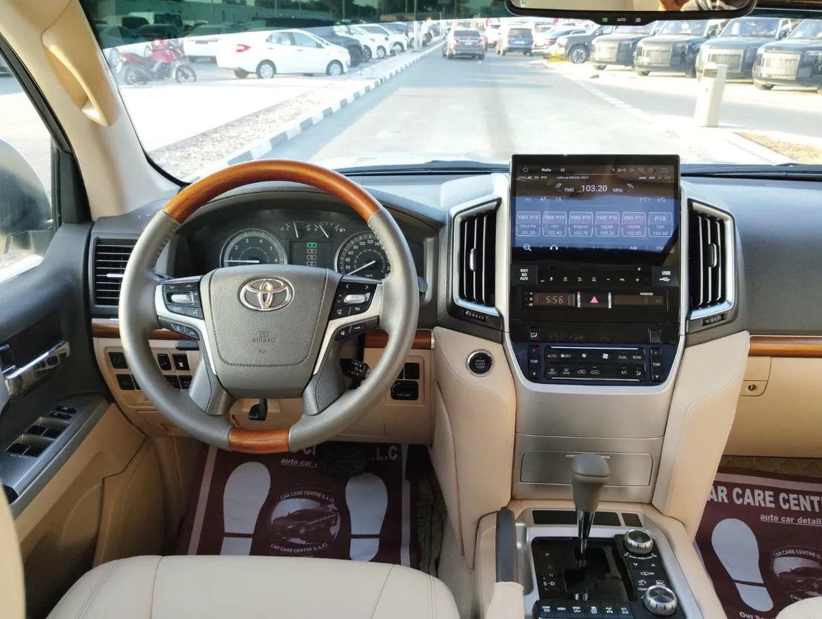 Toyota Land Cruiser GXR-18-0