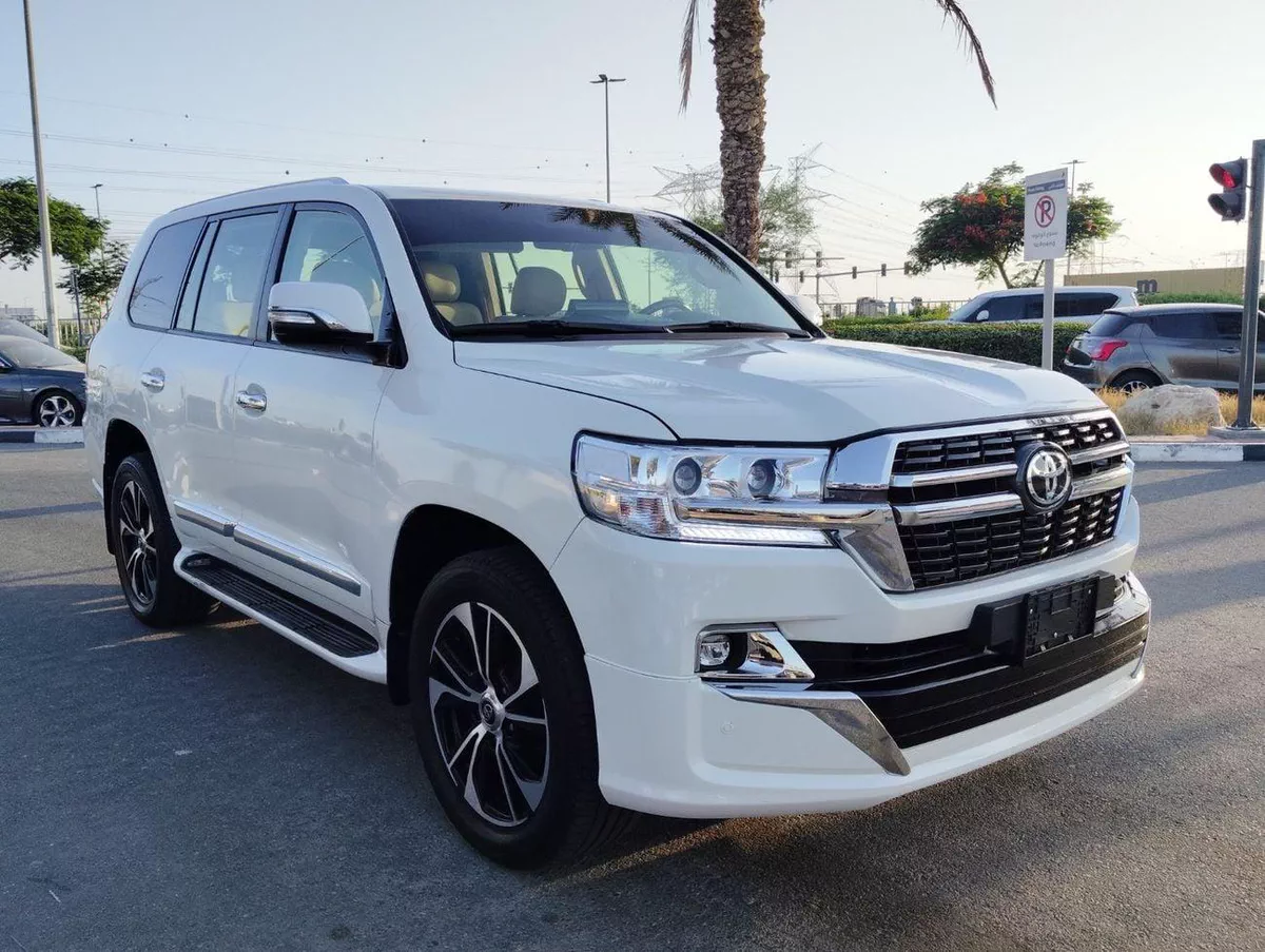 Toyota Land Cruiser GXR-7-0