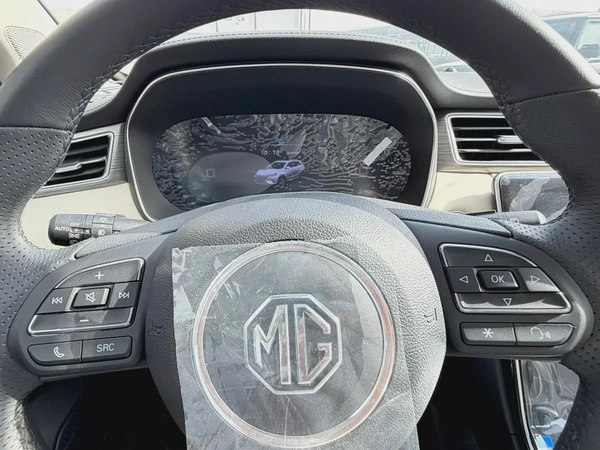 MG RX5 Deluxe 2025 GCC Specs