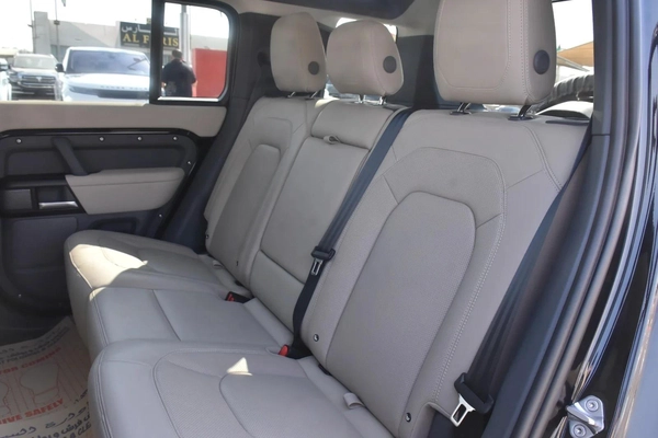 LAND ROVER DEFENDER SE V8 2024 | BLACK